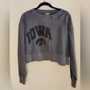Iowa Hawkeyes Gray Women's Cropped Sweatshirt Size Small